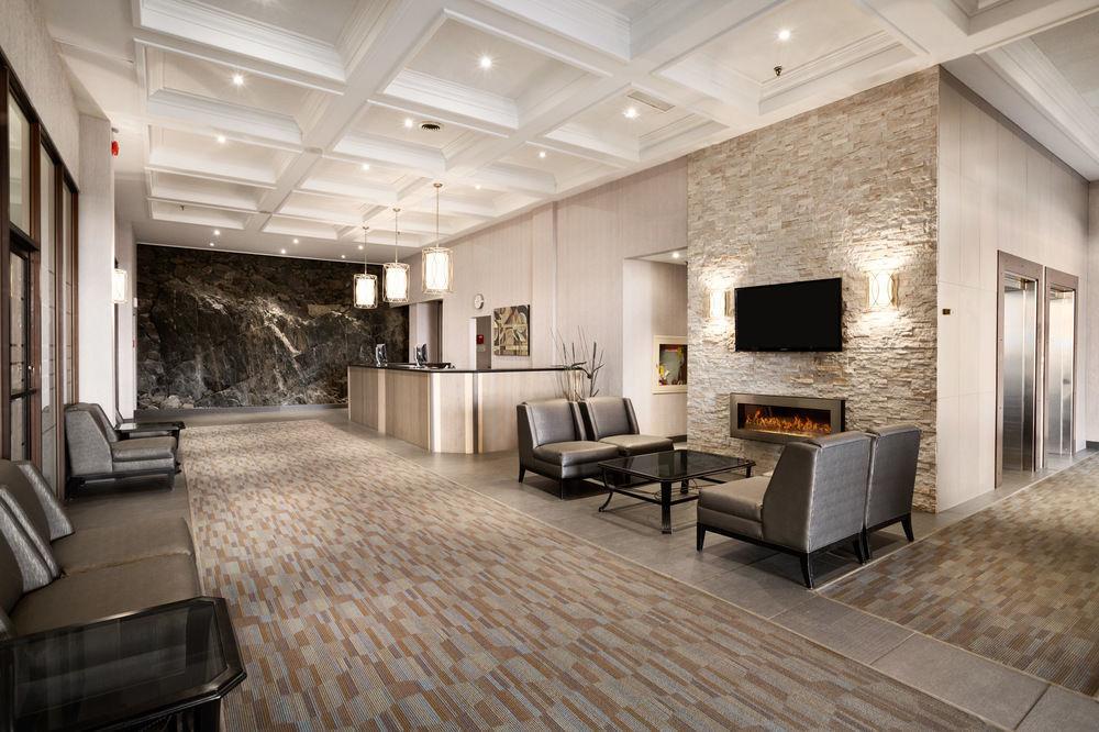 The Senator Hotel & Conference Center Timmins Exterior foto