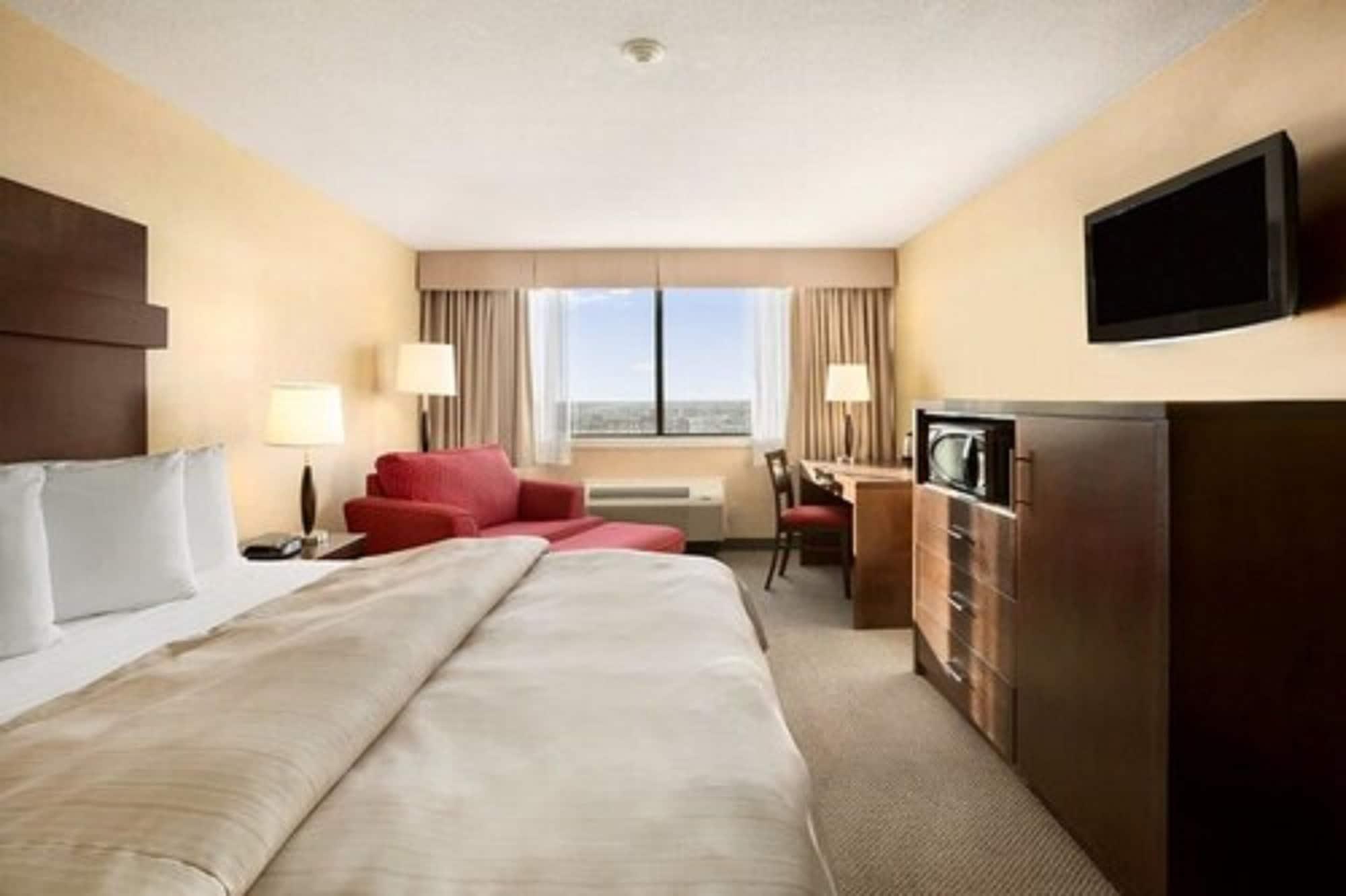 The Senator Hotel & Conference Center Timmins Exterior foto